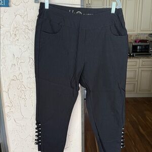 Elegant Black Capris with Pearl Accents